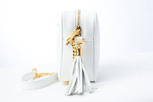 Distinct White
